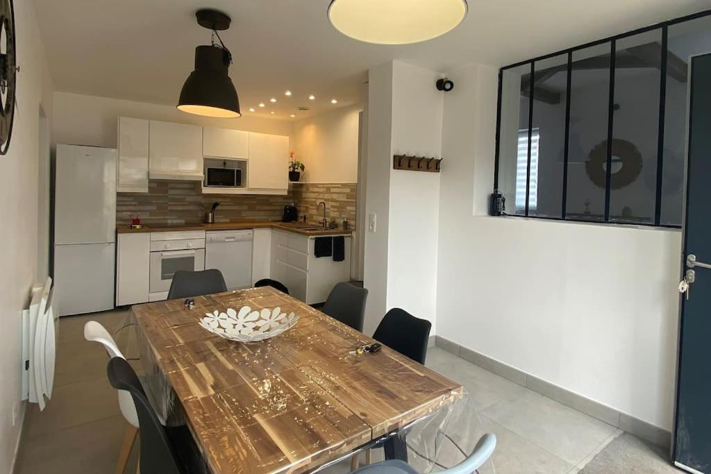 Gite A Louer 70 M2 La Chapelle-sur-Loire المظهر الخارجي الصورة